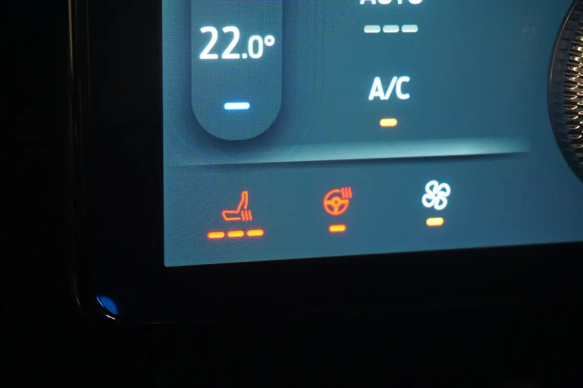 Extended AWD 98 kWh 92,5% SoH | Achteruitrijcamera | Apple Carplay/Android Auto|telefoonintegratie premium | Cruise control adaptief met Stop&Go en stuurhulp