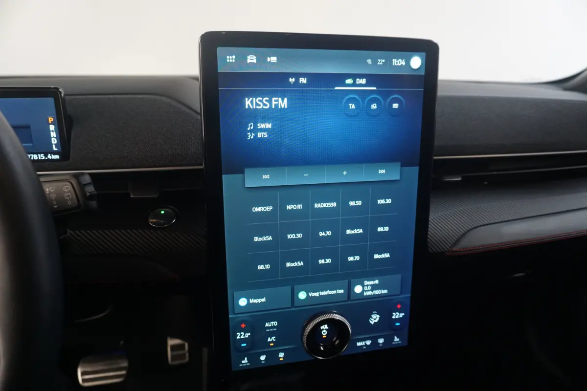 Extended AWD 98 kWh 92,5% SoH | Achteruitrijcamera | Apple Carplay/Android Auto|telefoonintegratie premium | Cruise control adaptief met Stop&Go en stuurhulp