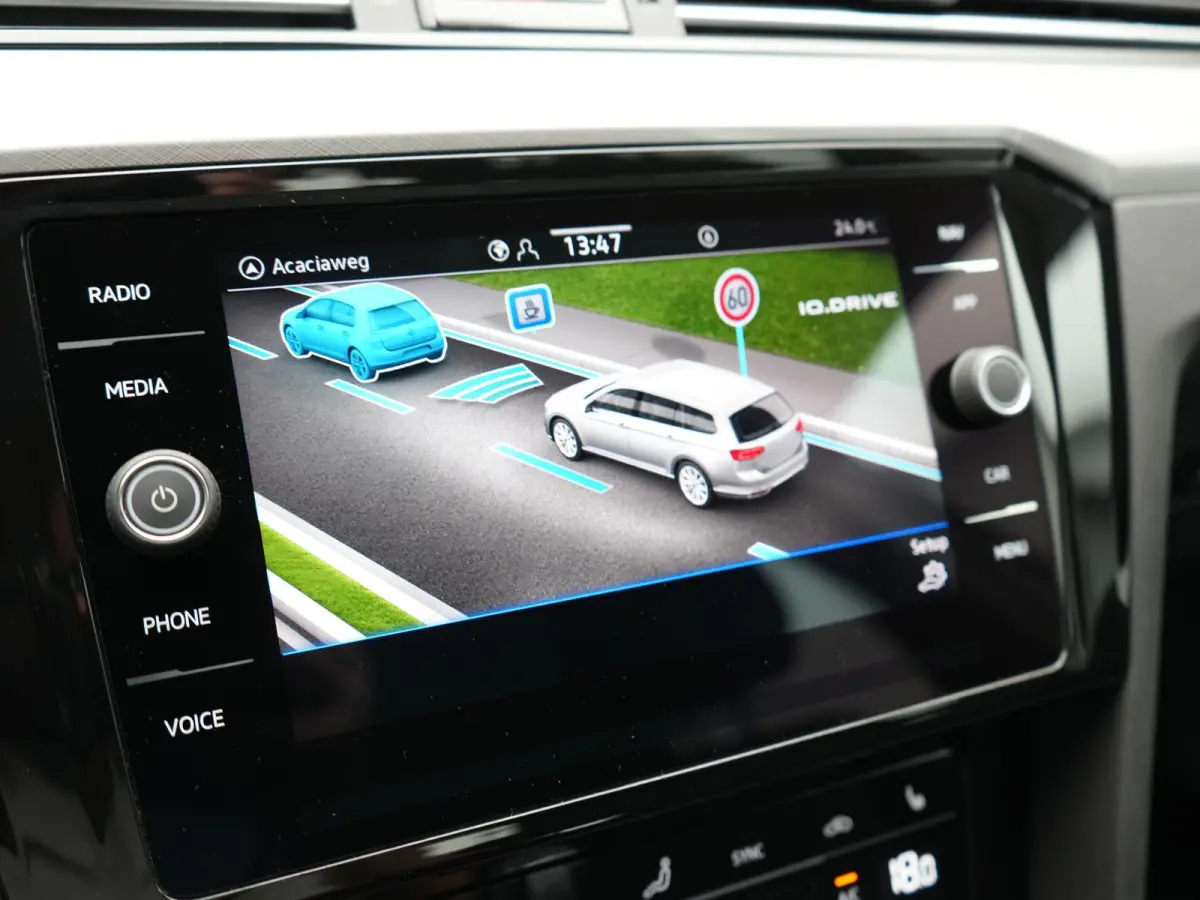 1.4 TSI GTE Business PHEV 218pk Dealer O.H. | Adaptive Cruise | Camera | Voorstoelen Verwarmd | Apple Carplay | Navigatie | DAB | Park Assist | Draadloze Telefoonlader | IQ Drive | Plug In H