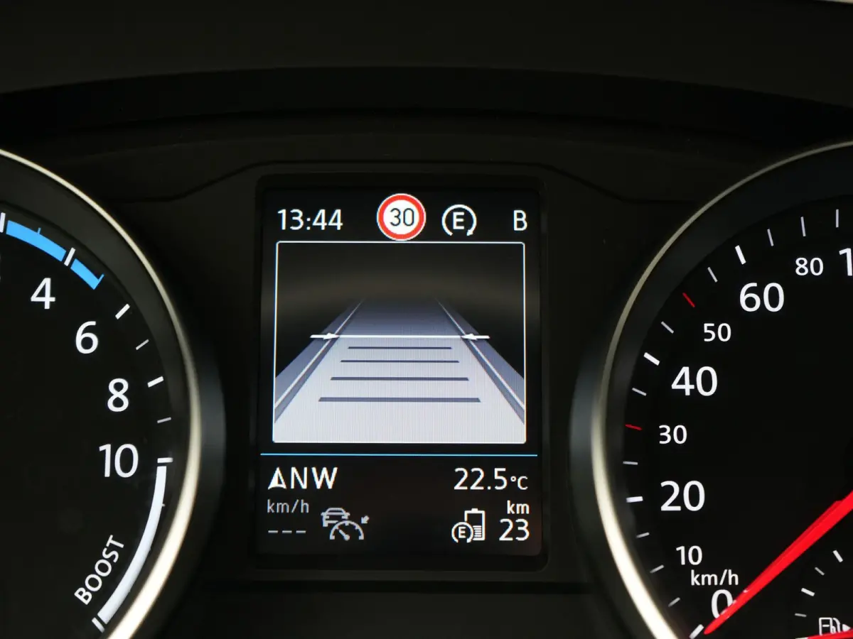 1.4 TSI GTE Business PHEV 218pk Dealer O.H. | Adaptive Cruise | Camera | Voorstoelen Verwarmd | Apple Carplay | Navigatie | DAB | Park Assist | Draadloze Telefoonlader | IQ Drive | Plug In H
