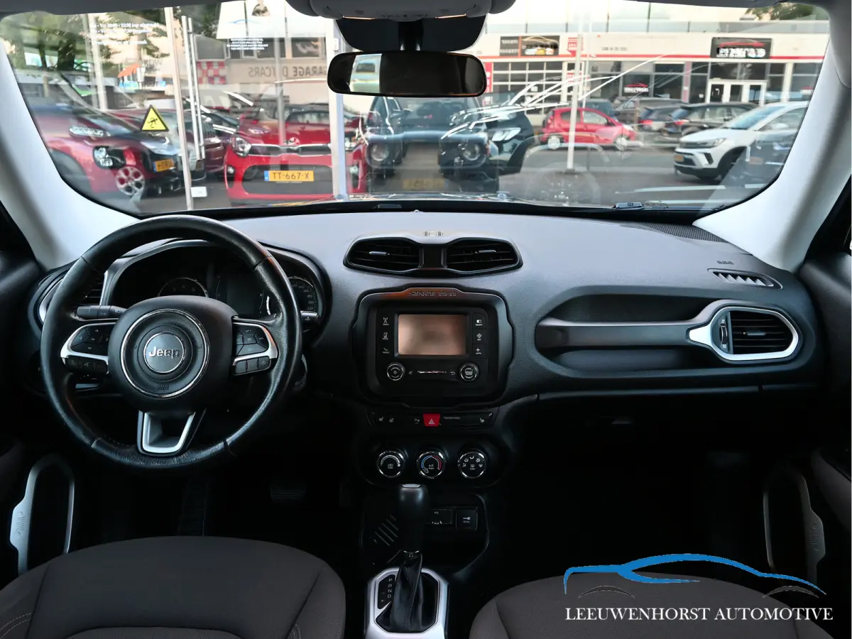 1.4 MultiAir Longitude, Automaat, stuur-stoelverw., navi,  cruise, airco, keyless, NL. dealerauto