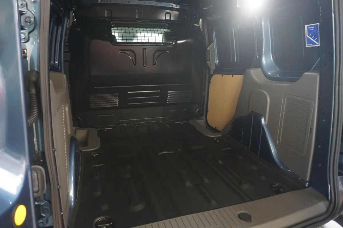 1.5 EcoBlue L1 Limited Automaat | Achteruitrijcamera | Apple Carplay/Android Auto|telefoonintegratie premium | Bi-xenon koplampen