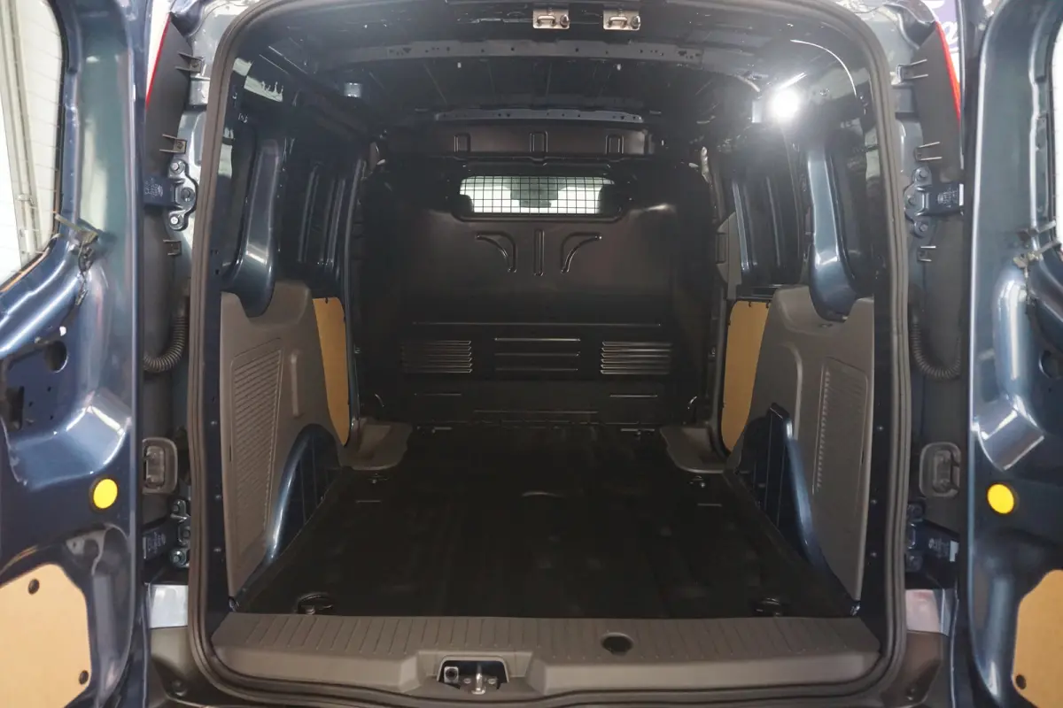 1.5 EcoBlue L1 Limited Automaat | Achteruitrijcamera | Apple Carplay/Android Auto|telefoonintegratie premium | Bi-xenon koplampen