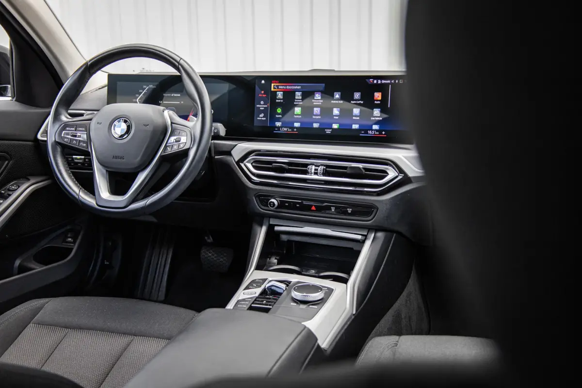 318i 156pk | Cruise Control | Stoelverwarming | Apple Carplay/Android Auto