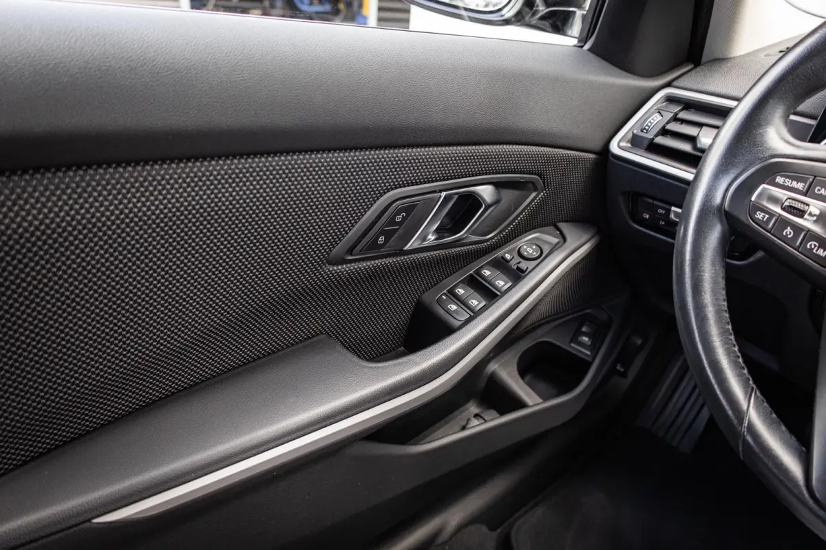 318i 156pk | Cruise Control | Stoelverwarming | Apple Carplay/Android Auto