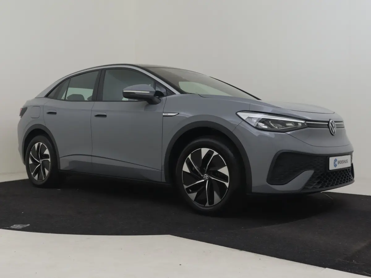 ID.5 Pro 77 kWh l Adaptief cruise control | SOH 98%  | App Connect | Navigatie | Stoel/stuurverwarming | Climate control | LED | DAB | 19 "LMV"