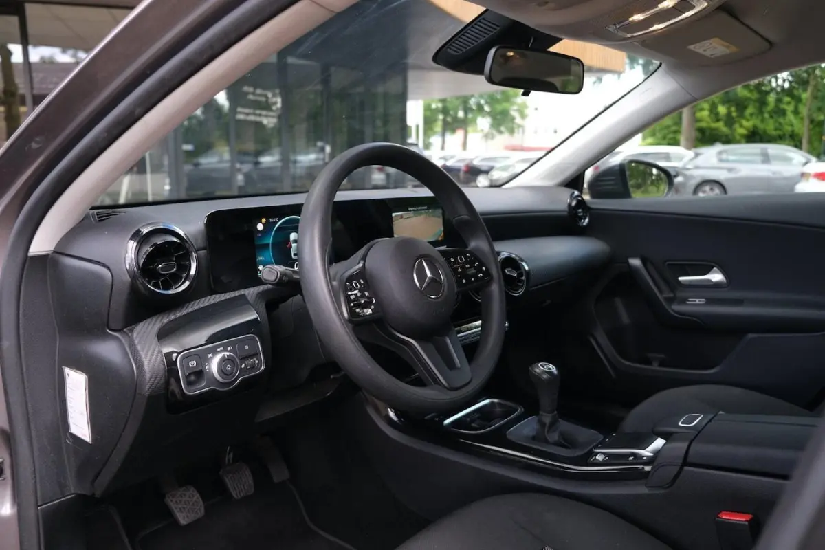 180|Rijklaar|Camera|Apple Carplay|Android Auto|LaneAssist|Regensensor