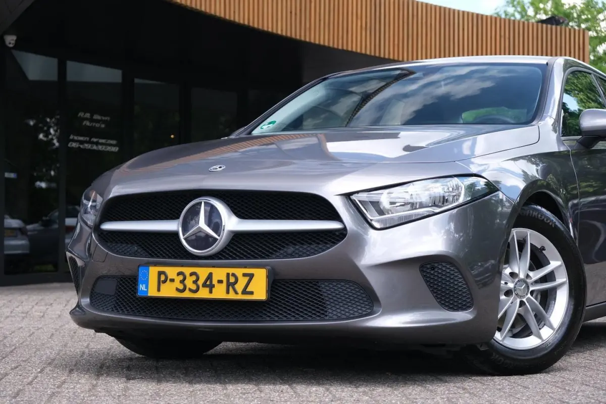 180|Rijklaar|Camera|Apple Carplay|Android Auto|LaneAssist|Regensensor