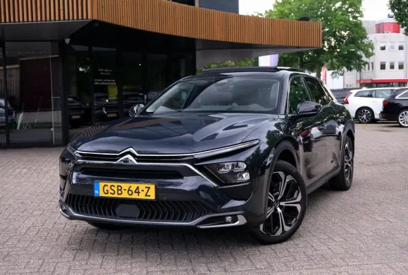 1.6 Plug-in Hybrid 225 Shine|Rijklaar|Fulloption|ACC|360° Camera|Pano|HUD|Stuurwiel+Stoelv