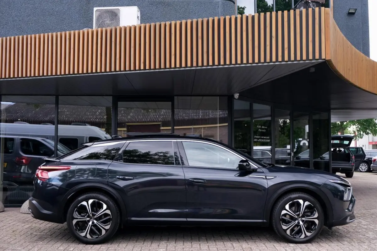 1.6 Plug-in Hybrid 225 Shine|Rijklaar|Fulloption|ACC|360° Camera|Pano|HUD|Stuurwiel+Stoelv