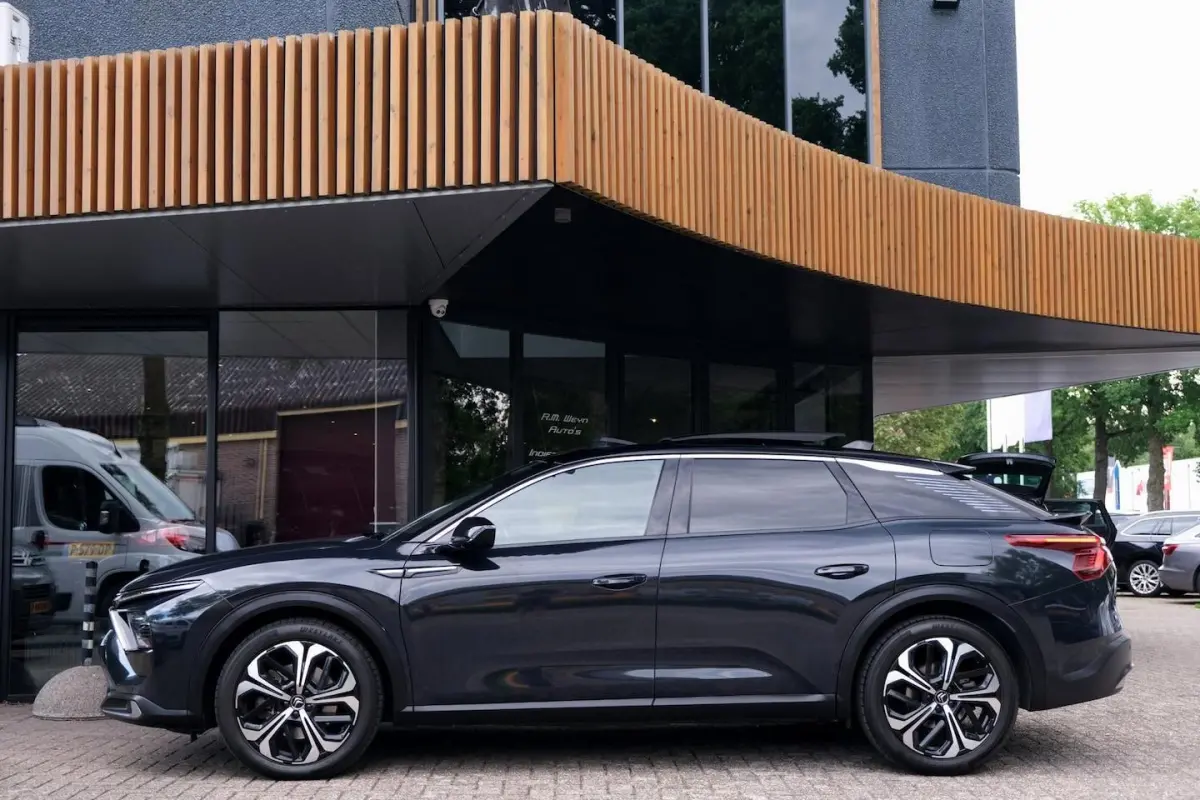 1.6 Plug-in Hybrid 225 Shine|Rijklaar|Fulloption|ACC|360° Camera|Pano|HUD|Stuurwiel+Stoelv
