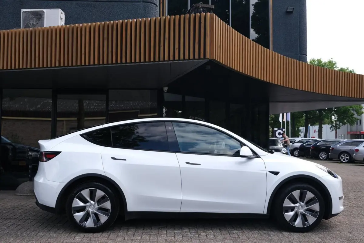 Long Range AWD 75 kWh|Rijklaar|SoH91%|FSD3|Pano|Trekhaak|Warmtepomp|INCL.BTW