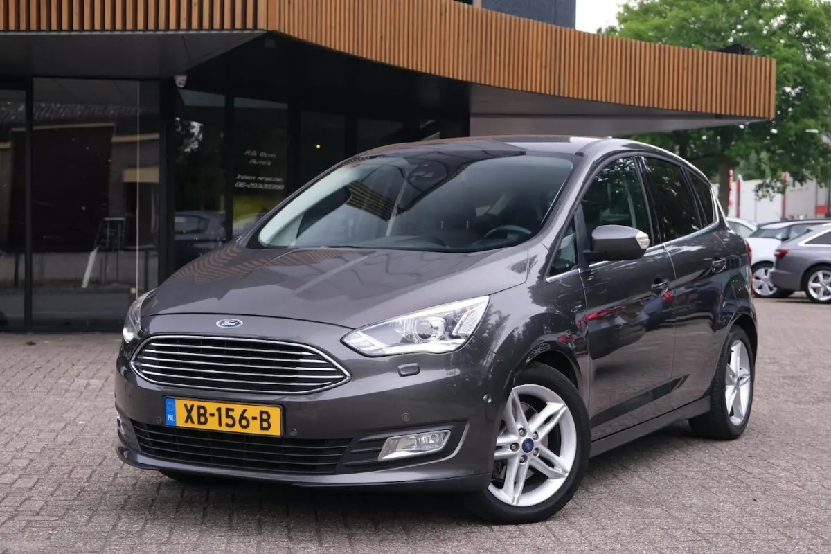 1.5 Titanium|Rijklaar|Camera|Carplay|AndroidAuto|Winterpakket|Dealeronderhouden