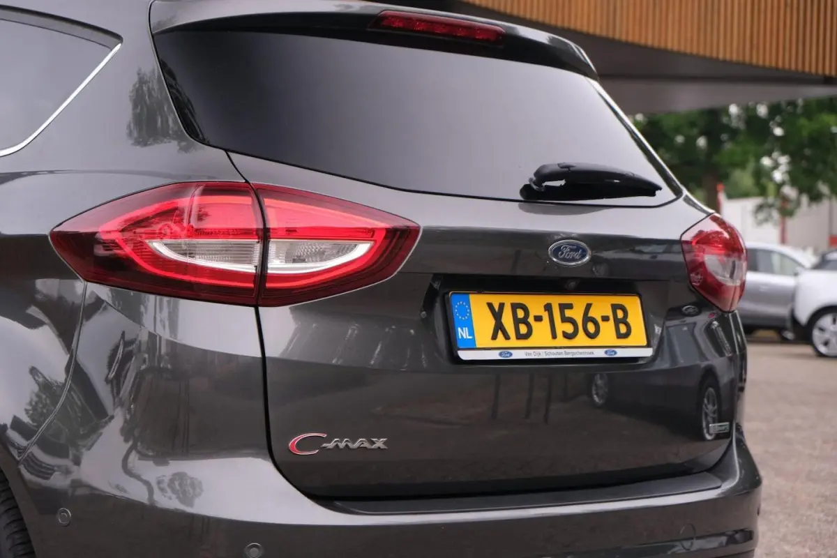 1.5 Titanium|Rijklaar|Camera|Carplay|AndroidAuto|Winterpakket|Dealeronderhouden