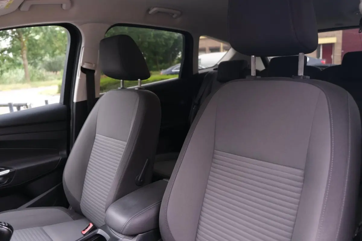 1.5 Titanium|Rijklaar|Camera|Carplay|AndroidAuto|Winterpakket|Dealeronderhouden
