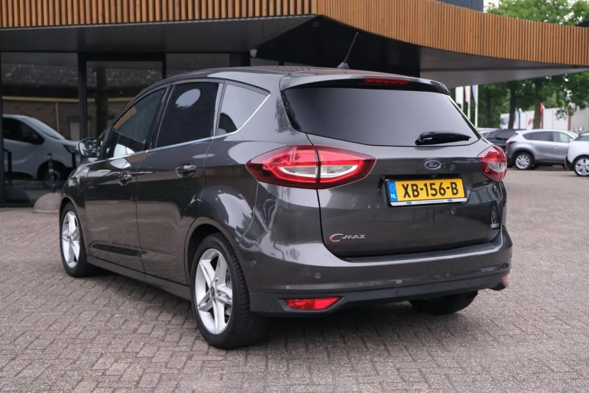 1.5 Titanium|Rijklaar|Camera|Carplay|AndroidAuto|Winterpakket|Dealeronderhouden