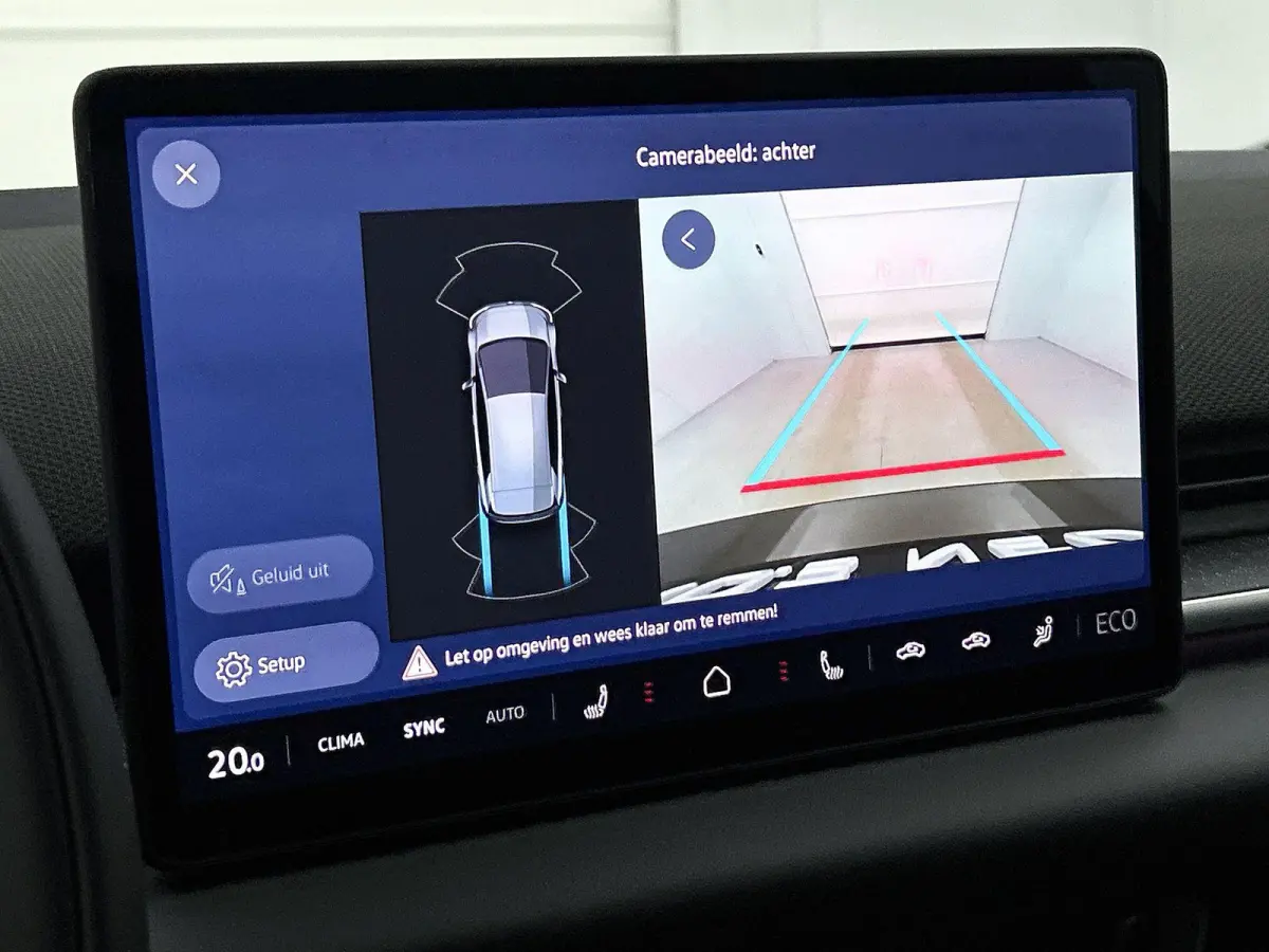 Life 50 kWh 170 PK | Steunhaak | Navigatie | Apple Carplay draadloos | Stoelverwarming | Ruiten getint | 19" Lichtmetalen velgen | Android Auto draadloos | LED verlichting | Camera | Climate