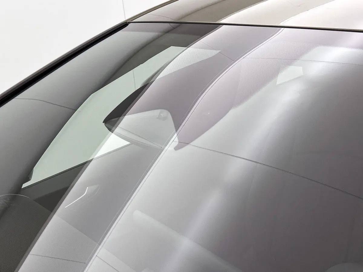 Life 50 kWh 170 PK | Steunhaak | Navigatie | Apple Carplay draadloos | Stoelverwarming | Ruiten getint | 19" Lichtmetalen velgen | Android Auto draadloos | LED verlichting | Camera | Climate