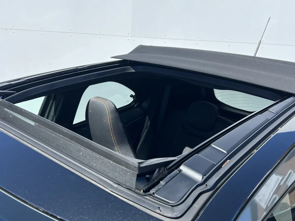 1.0 VVT-i S-CVT Limited | ACC | Camera | JBL | Carplay | Vouwdak