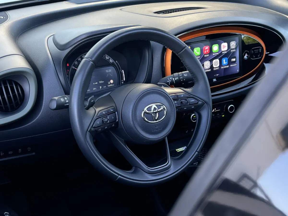 1.0 VVT-i S-CVT Limited | ACC | Camera | JBL | Carplay | Vouwdak