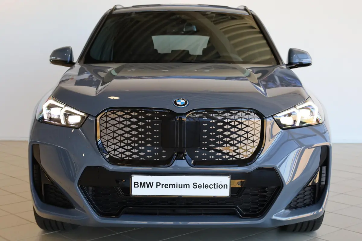 eDrive20 | M Sport Pro | Panoramadak | Harman/Kardon | Head-Up Display | Comfort Access | Trekhaak