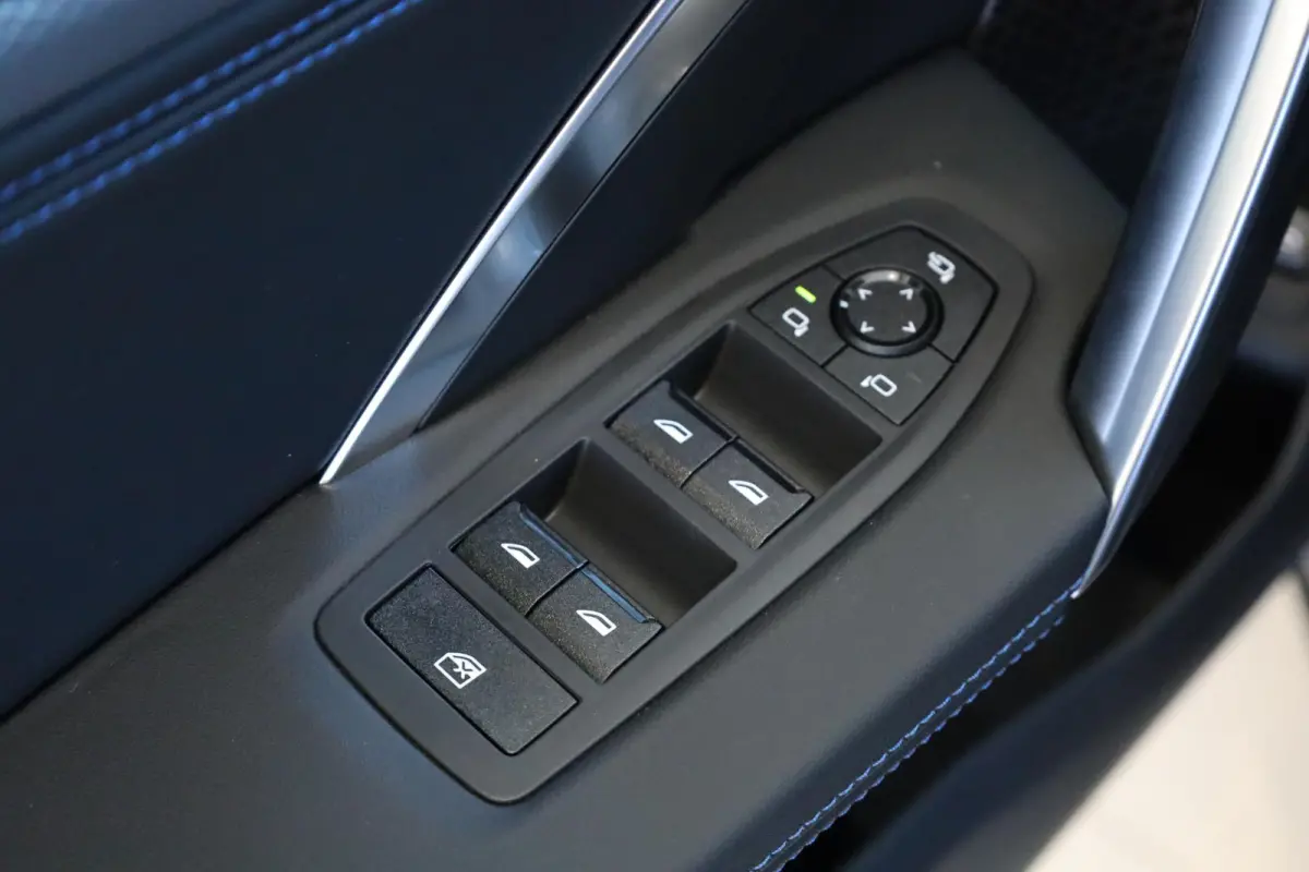 eDrive20 | M Sport Pro | Panoramadak | Harman/Kardon | Head-Up Display | Comfort Access | Trekhaak
