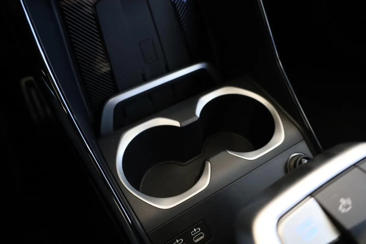 eDrive20 | M Sport Pro | Panoramadak | Harman/Kardon | Head-Up Display | Comfort Access | Trekhaak