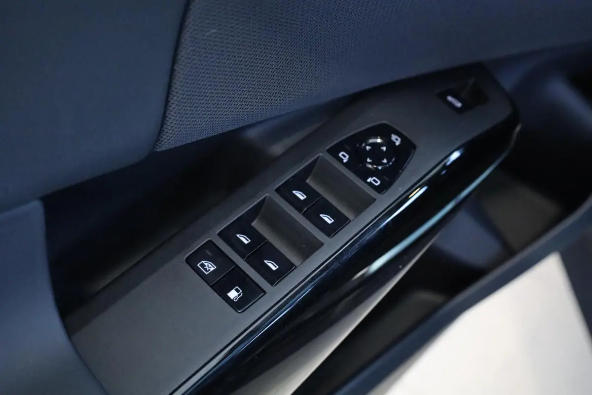 30e xDrive | M Sport Pro | Panoramadak | Driving Assistant Professional | Haman/Kardon | Trekhaak