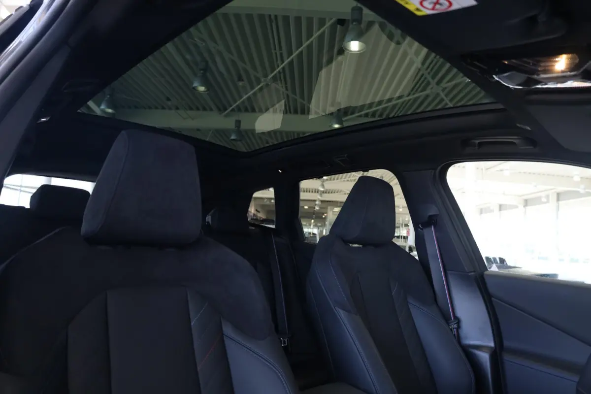30e xDrive | M Sport Pro | Panoramadak | Driving Assistant Professional | Haman/Kardon | Trekhaak