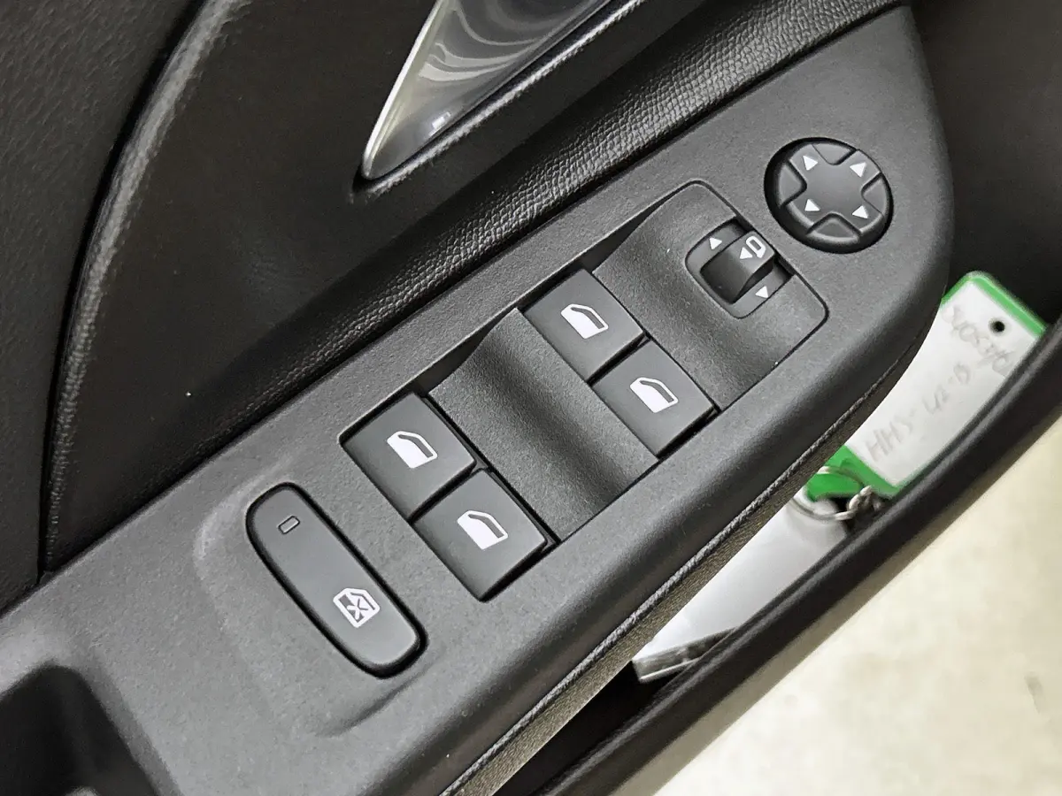 1.2 Turbo Hybrid GS