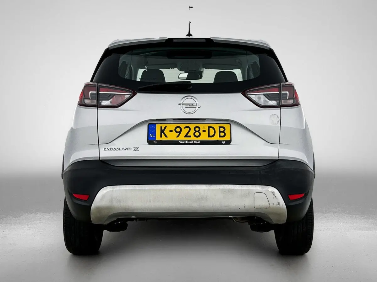 1.2 Turbo 120 Jaar Edition | Automaat | Climate control | Apple Carplay/Android Auto | Lichtmetalen velgen
