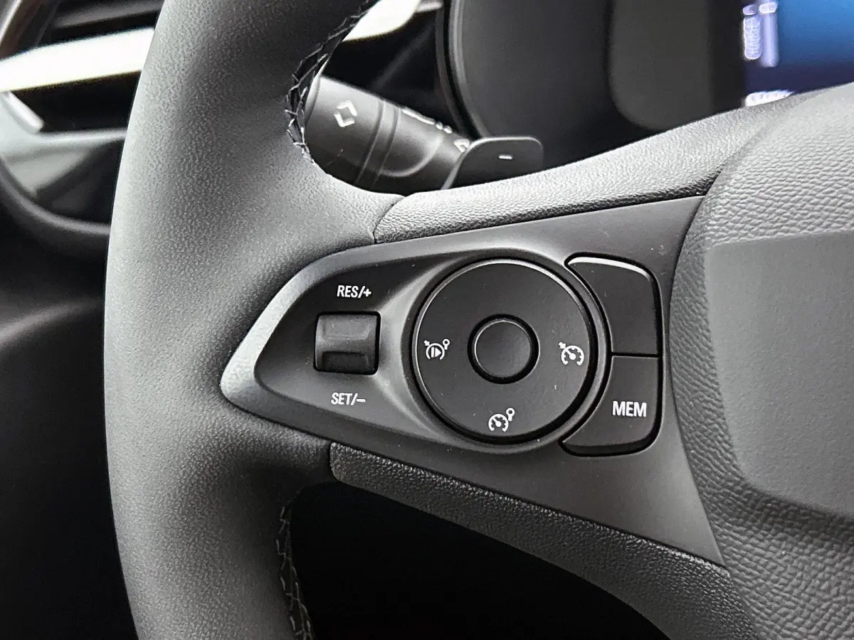 1.2 Turbo Hybrid GS