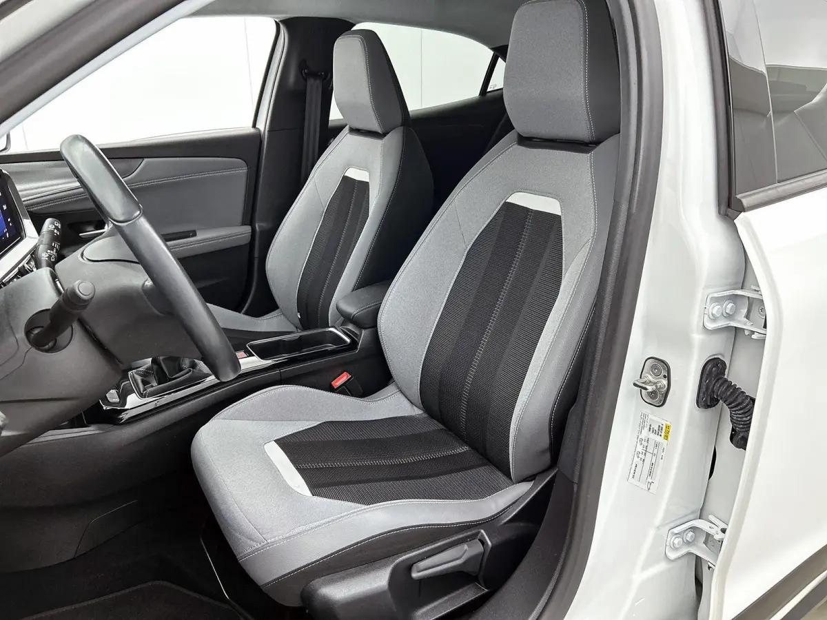 1.2 Elegance | Navigatie | Climate control | Trekhaak | Camera