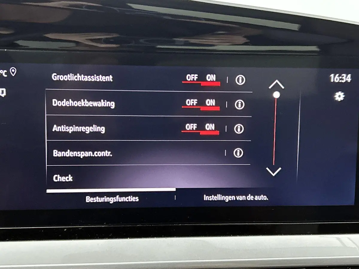 1.2 Elegance | Navigatie | Climate control | Trekhaak | Camera