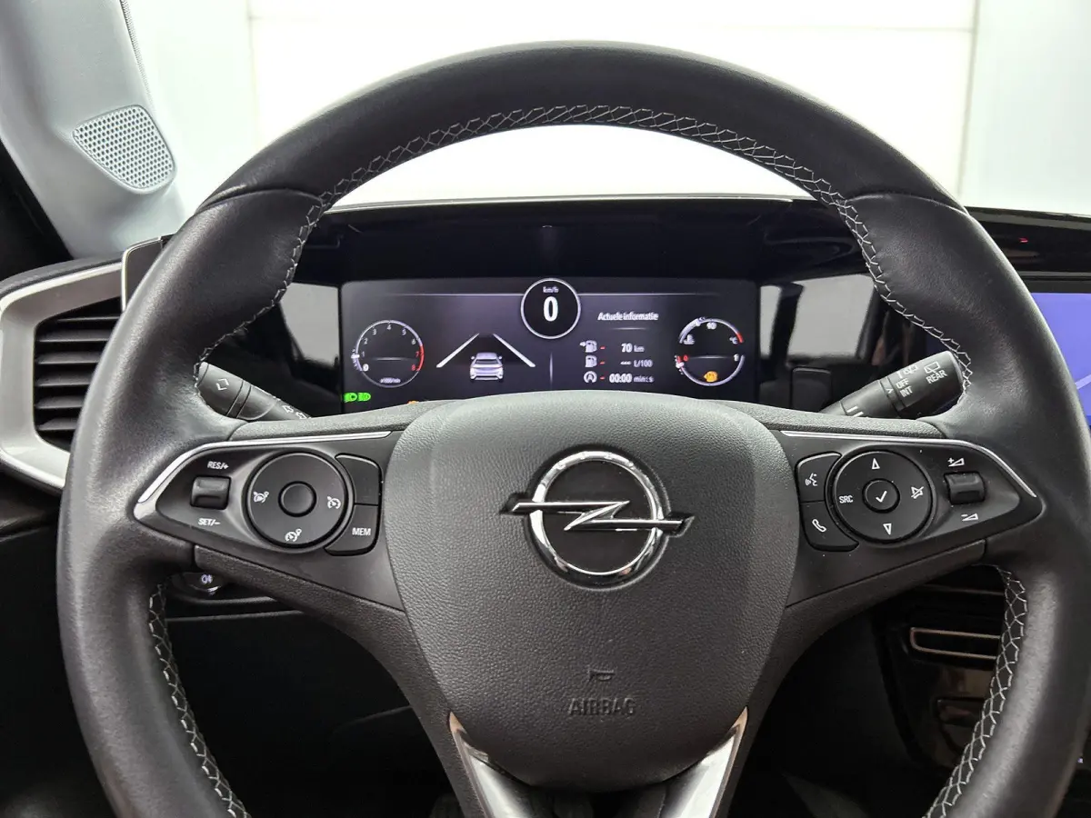 1.2 Elegance | Navigatie | Climate control | Trekhaak | Camera