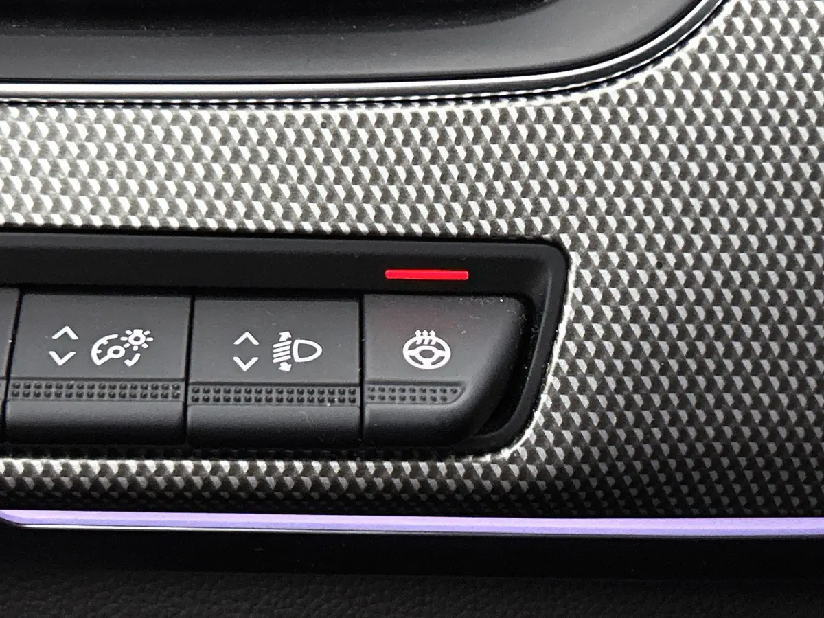 1.3 TCe 140 | Climate control | Camera | Apple Carplay/Android Auto