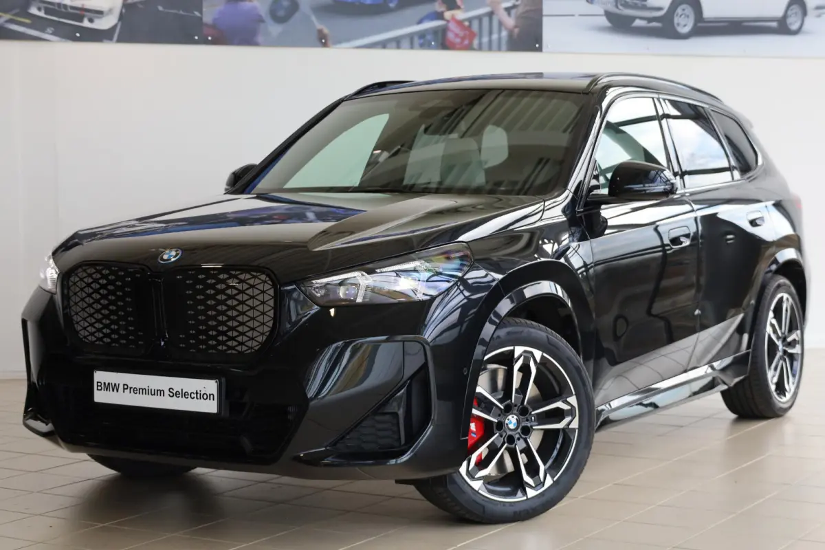 eDrive20 | M Sport Pro | Panoramadak | Driving Assistant Plus | Harman/Kardon | Trekhaak