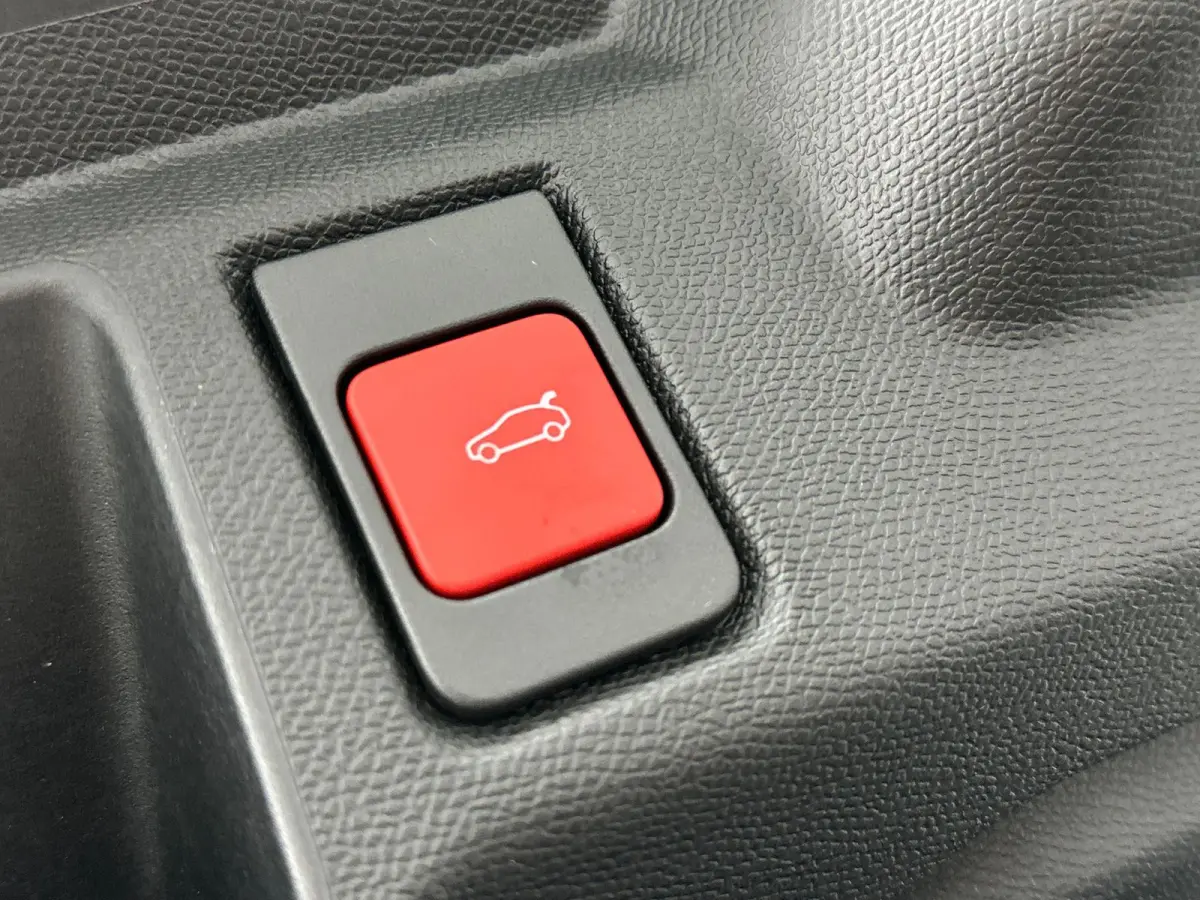 1.2 Turbo Hybrid Business Edition | DEMONSTRATIE MODEL | Camera | Navigatie | Head-Up Display | Pano | Tot 8 jaar Garantie!