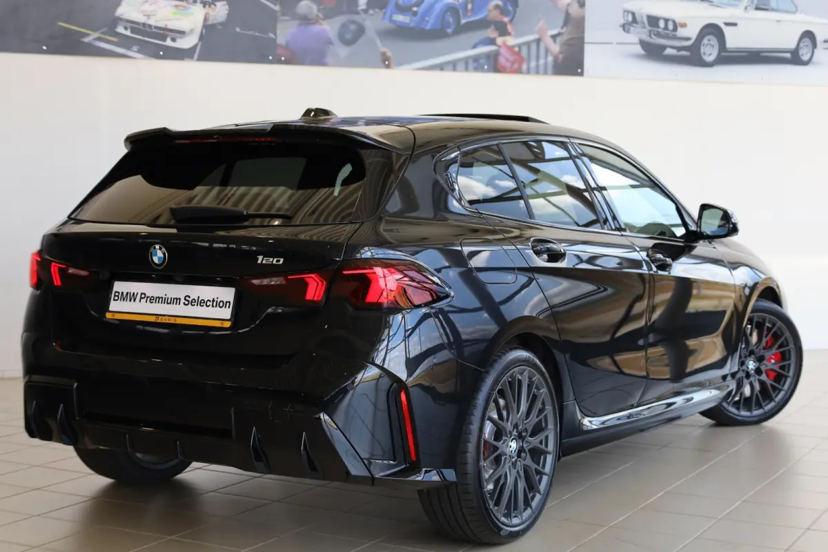 120 | M Sport Pro | Panoramadak | Driving Assistant Plus | Harman/Kardon | Head-Up Display