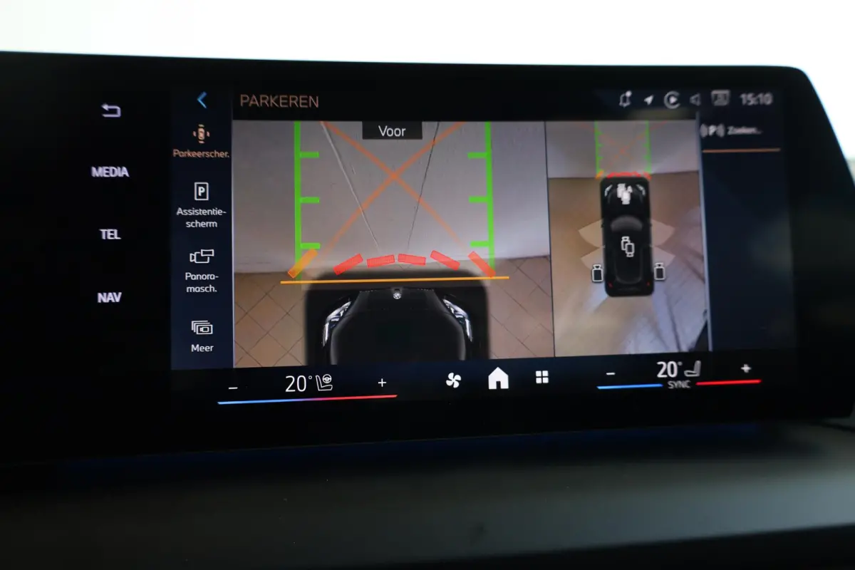 120 | M Sport Pro | Panoramadak | Driving Assistant Plus | Harman/Kardon | Head-Up Display