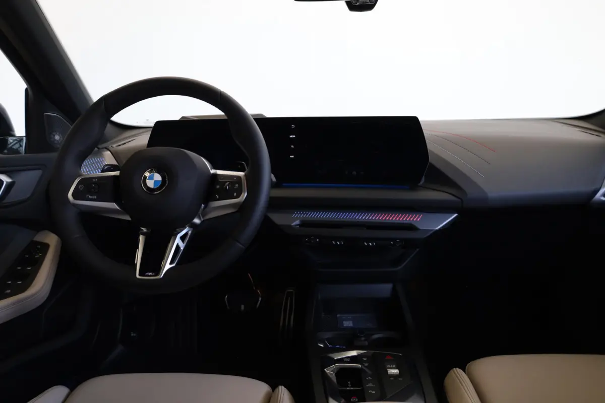 120 | M Sport Pro | Panoramadak | Driving Assistant Plus | Harman/Kardon | Head-Up Display