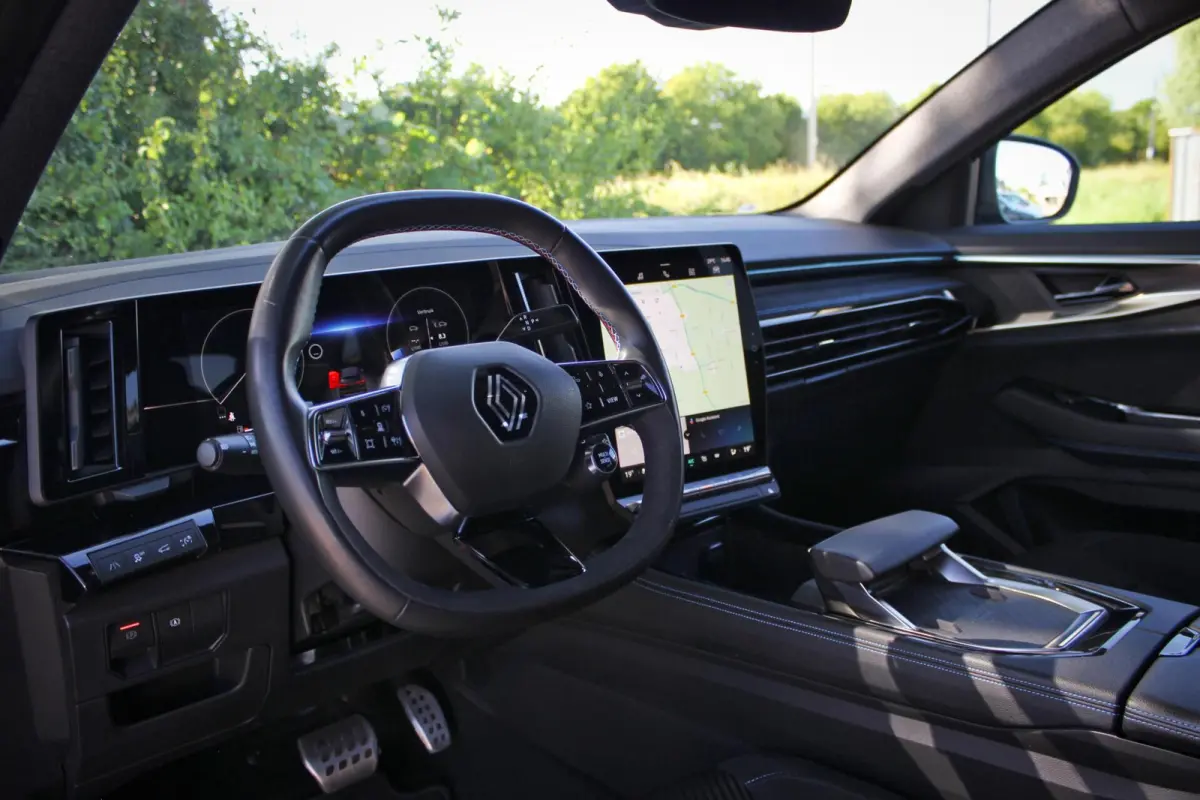 1.3 Mild Hybrid 160 Esprit Alpine // 1e eigenaar, dealeronderhouden | Camera | Massage | Stoelverwarming | 1800KG trekgewicht | CarPlay & Android Auto