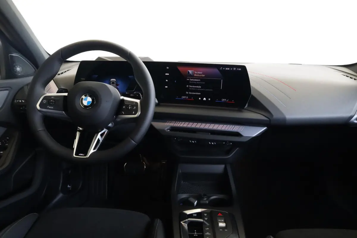 120 | M Sport Pro | Panoramadak | Driving Assistant Plus | Harman/Kardon | Head-Up Display