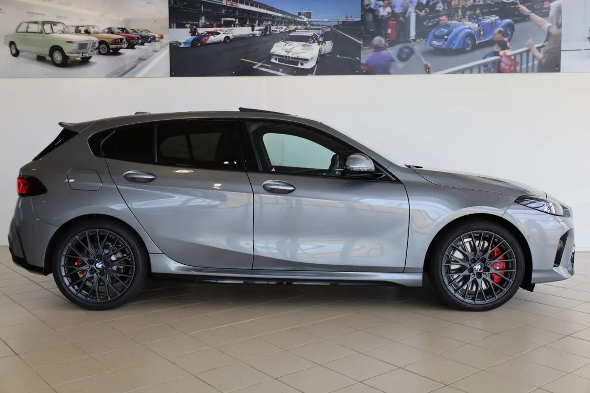 120 | M Sport Pro | Panoramadak | Driving Assistant Plus | Harman/Kardon | Head-Up Display