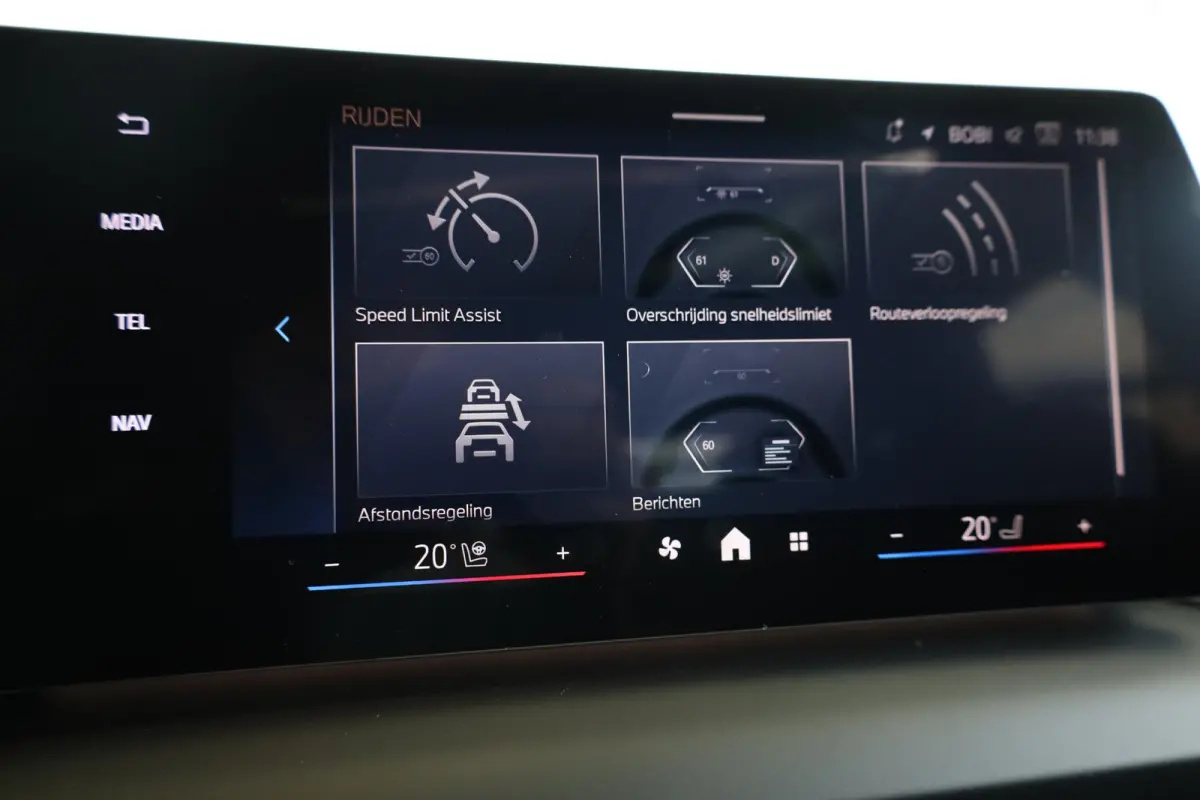 120 | M Sport Pro | Panoramadak | Driving Assistant Plus | Harman/Kardon | Head-Up Display
