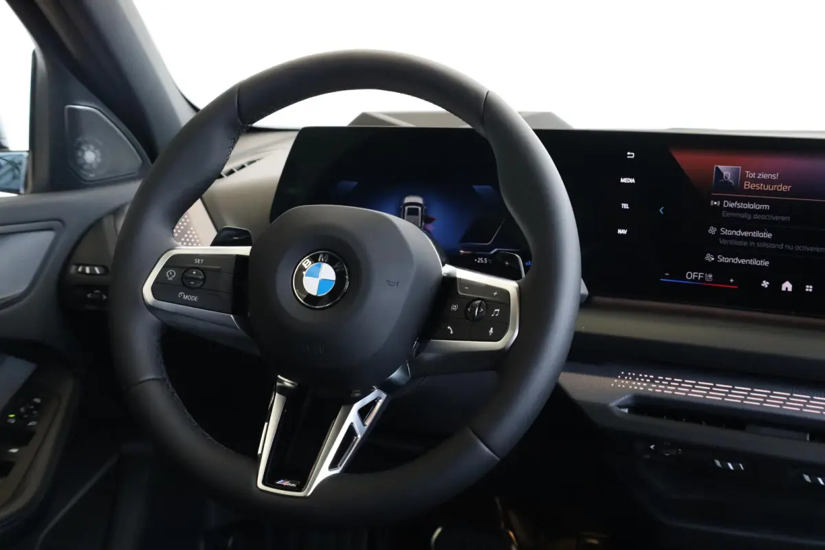 120 | M Sport Pro | Panoramadak | Driving Assistant Plus | Harman/Kardon | Head-Up Display