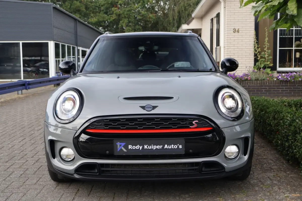 2.0 Cooper S Pepper (192pk) HUD/18inch/Keyless/LED/ACC/Sfeerverlichting