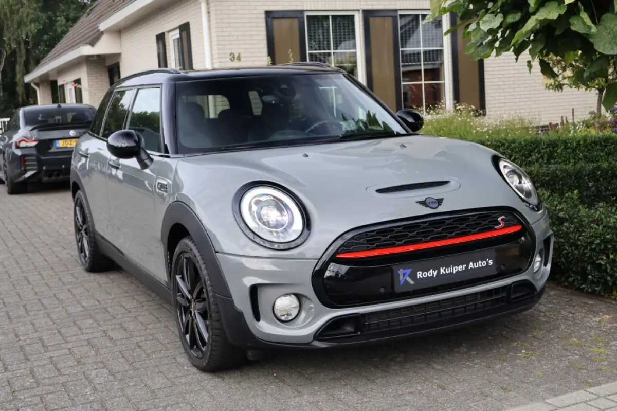 2.0 Cooper S Pepper (192pk) HUD/18inch/Keyless/LED/ACC/Sfeerverlichting