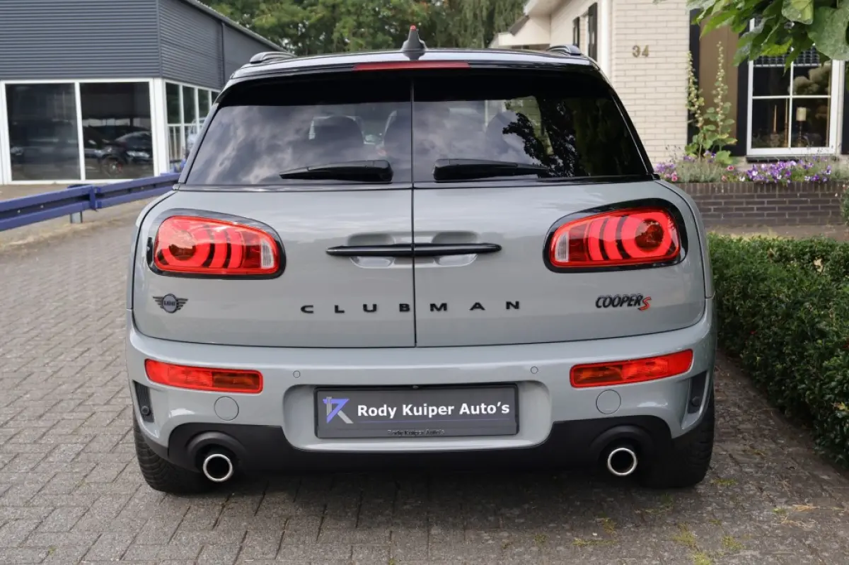 2.0 Cooper S Pepper (192pk) HUD/18inch/Keyless/LED/ACC/Sfeerverlichting