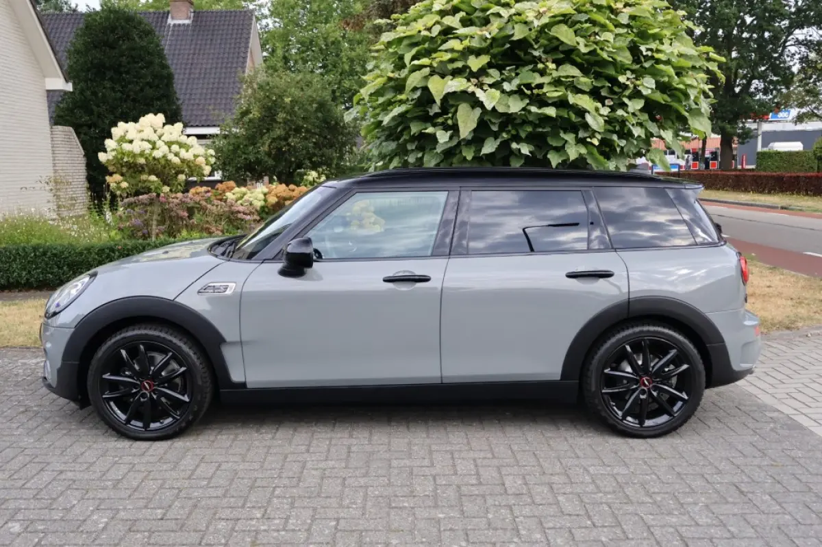 2.0 Cooper S Pepper (192pk) HUD/18inch/Keyless/LED/ACC/Sfeerverlichting